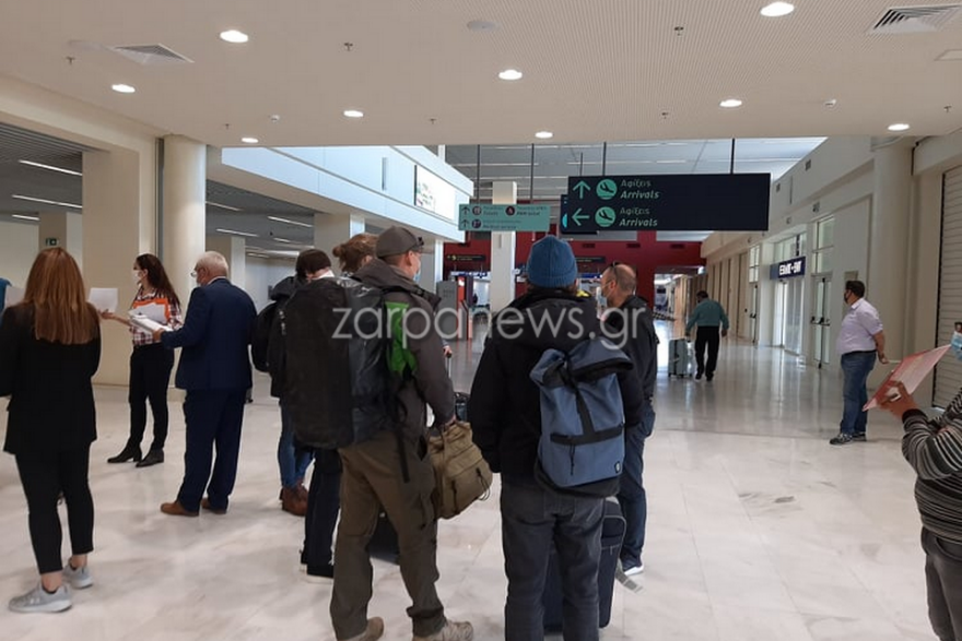 Χανιά: Έφτασαν σήμερα Γερμανοί για τουρισμό και... reality - Δείτε φωτογραφίες