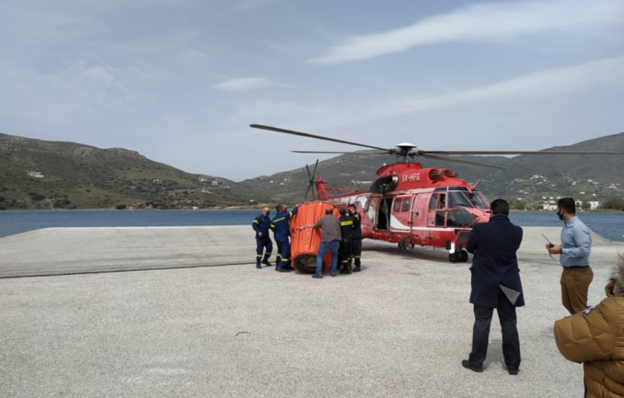 Φωτιά στην Άνδρο: Ενισχύονται οι πυροσβεστικές δυνάμεις - Ελικόπτερα super puma στην περιοχή - Βίντεο, φωτογραφίες