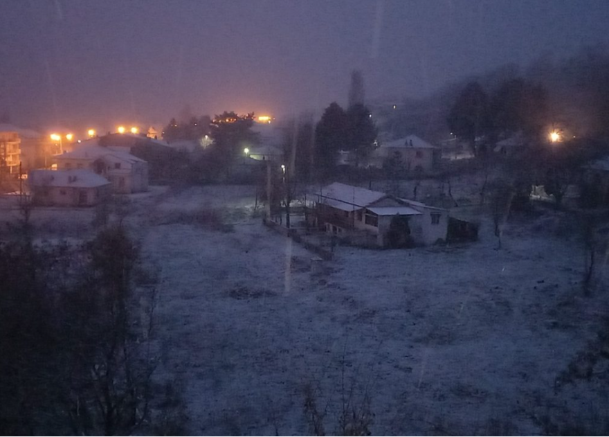 Καιρός: Η κακοκαιρία εξπρές σε χάρτες - Χιόνια στα βόρεια και χαμηλές θερμοκρασίες σε όλη τη χώρα