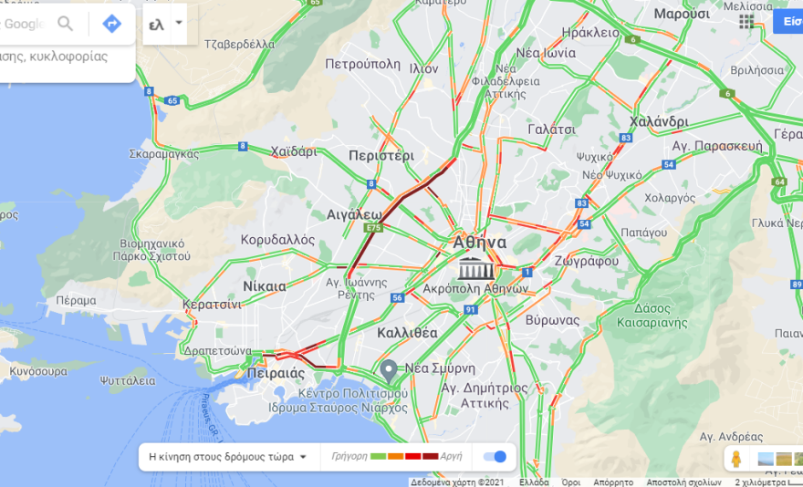 Φωτιά σε εγκαταλελειμμένο κτήριο στον Πειραιά, (Σκυλίτση και Δεληγιώργη) - Τεράστιο μποτιλιάρισμα