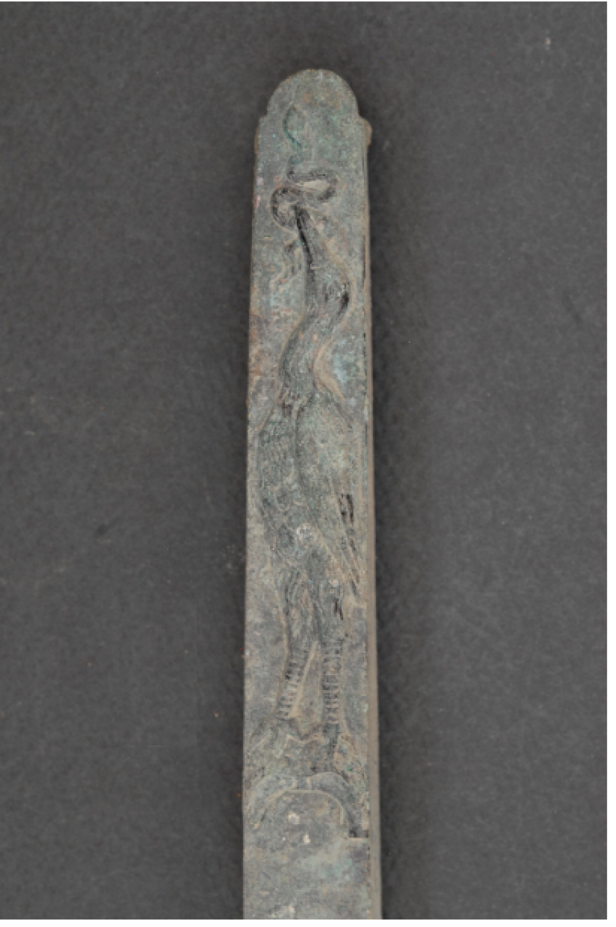 Εορδαία: Μοναδική κλίνη 2.100 ετών με τα σύμβολα του θεού Απόλλωνα - Δείτε φωτογραφίες