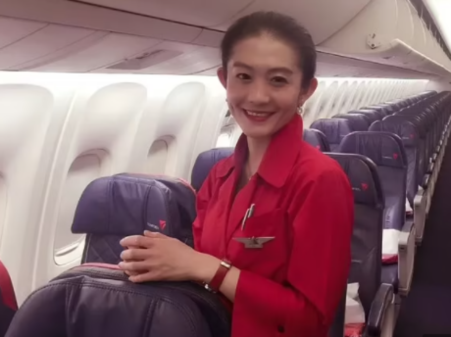 Διαζύγιο Μπιλ Γκέιτς: Κινέζα διερμηνέας διαψεύδει τις φήμες ότι είχε ανάρμοστη σχέση με τον ιδρυτή της Microsoft