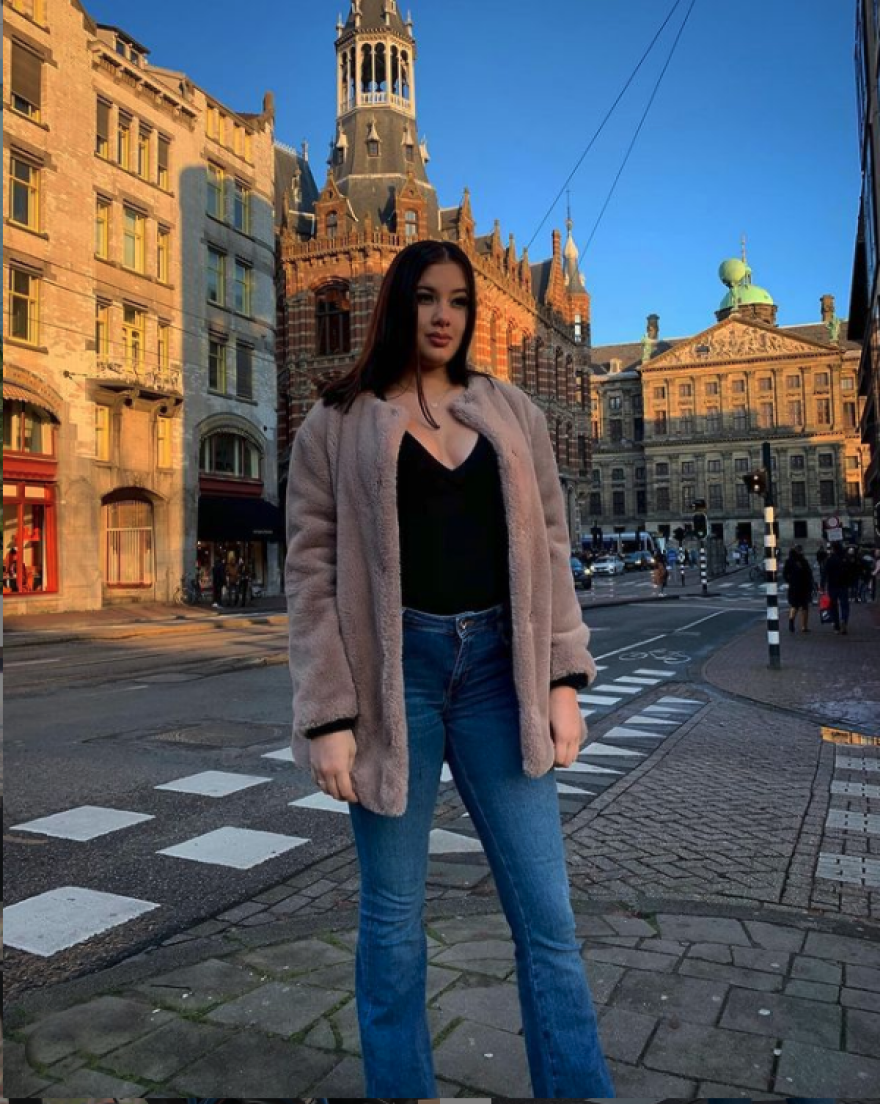 Έγκλημα στα Γλυκά Νερά: Η ζωή του Μπάμπη και της Καρολάιν που κόπηκε τόσο βίαια (φωτογραφίες)