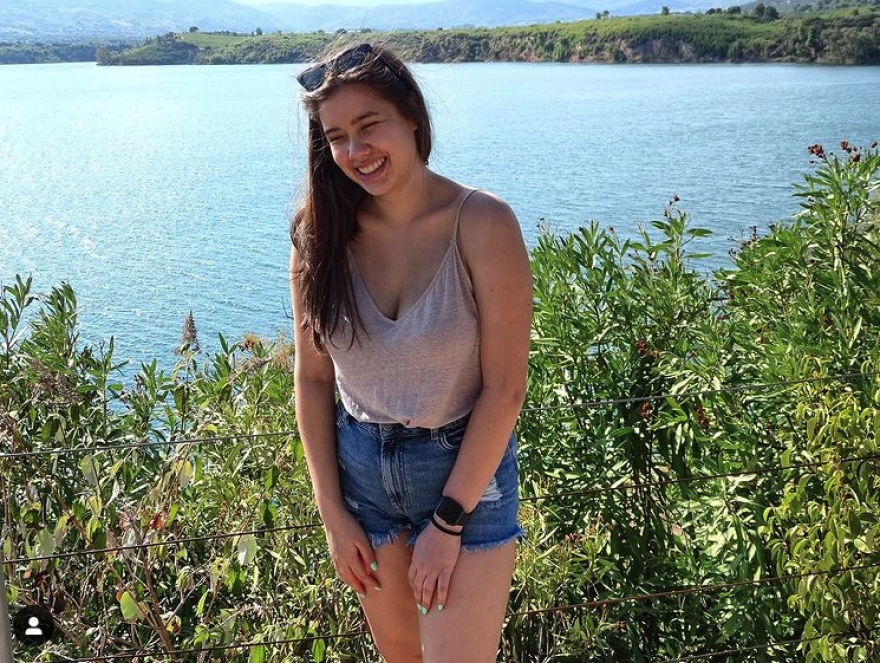 Έγκλημα στα Γλυκά Νερά: Η ζωή του Μπάμπη και της Καρολάιν που κόπηκε τόσο βίαια (φωτογραφίες)