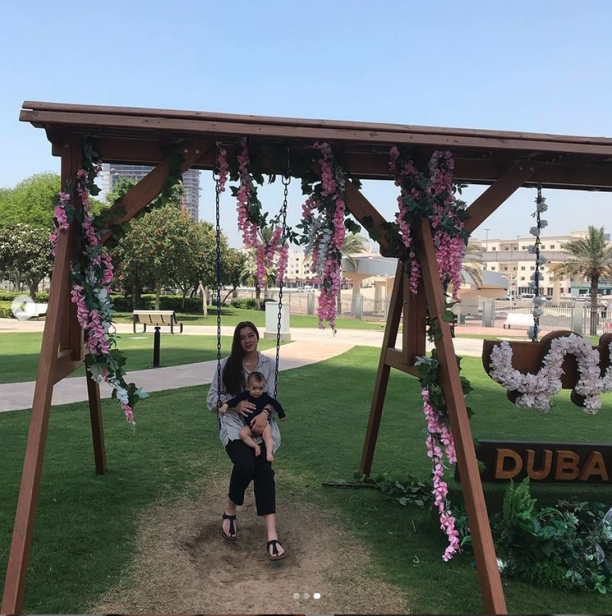 Έγκλημα στα Γλυκά Νερά: Η ζωή του Μπάμπη και της Καρολάιν που κόπηκε τόσο βίαια (φωτογραφίες)