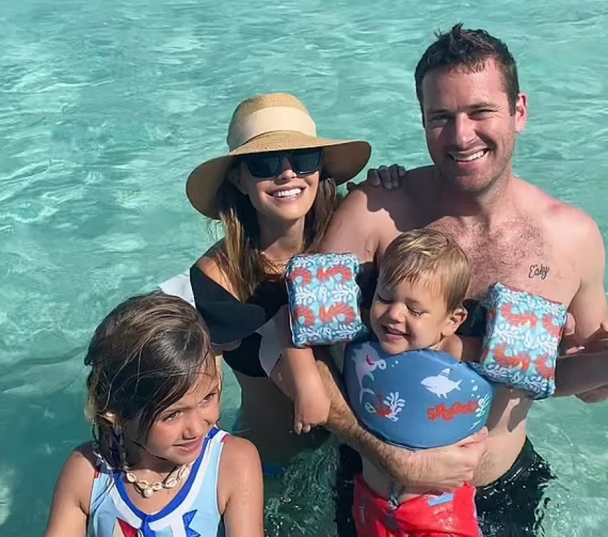 Άρμι Χάμερ: Αυτή είναι η ξανθιά που «του άλλαξε τη ζωή» μετά το σκάνδαλο του σαδομαζοχισμού