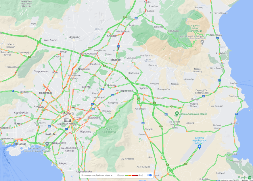 Κίνηση - Ελεύθερες οι διαπεριφερειακές μετακινήσεις: Μικροκαθυστερήσεις στην έξοδο της Αττικής Οδού προς Λαμία, στο ρεύμα προς Ελευσίνα 