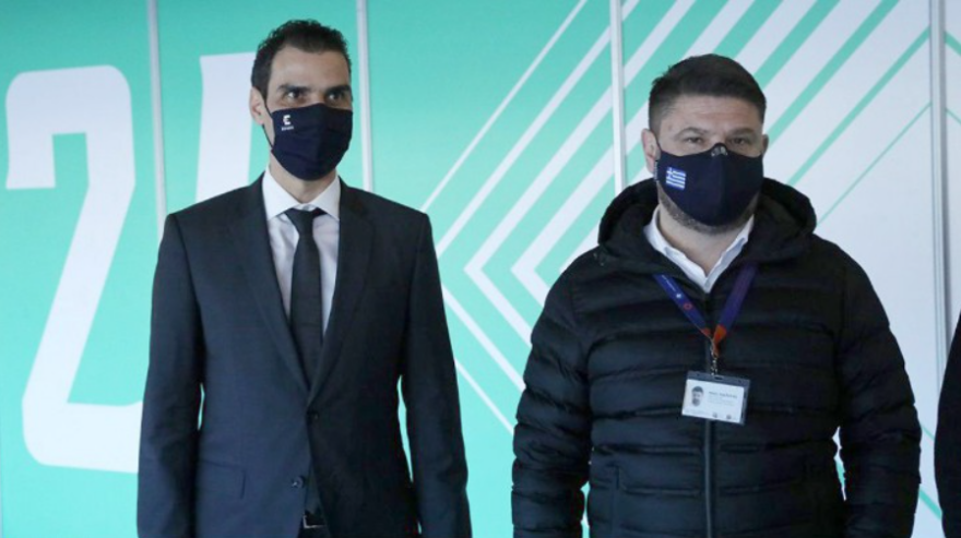 Στο mega εμβολιαστικό κέντρο της Ρόδου ο Χαρδαλιάς - «Να προχωρήσουν με ταχύτερους ρυθμούς οι εμβολιασμοί» 