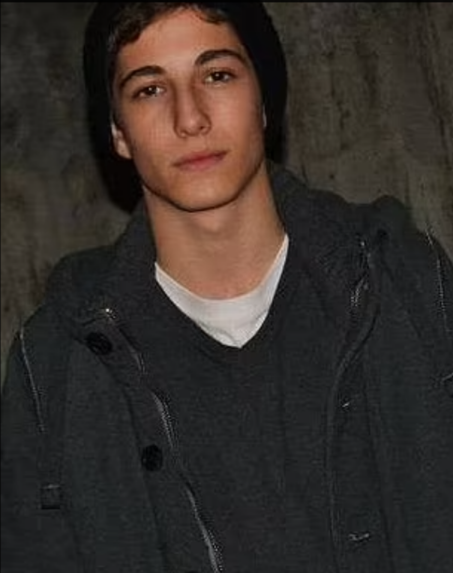 David Damiano: Το «κακό» αγόρι της Ιταλίας ήταν ο... φλώρος του σχολείου - Φωτογραφίες πριν τη «μεταμόρφωσή» του