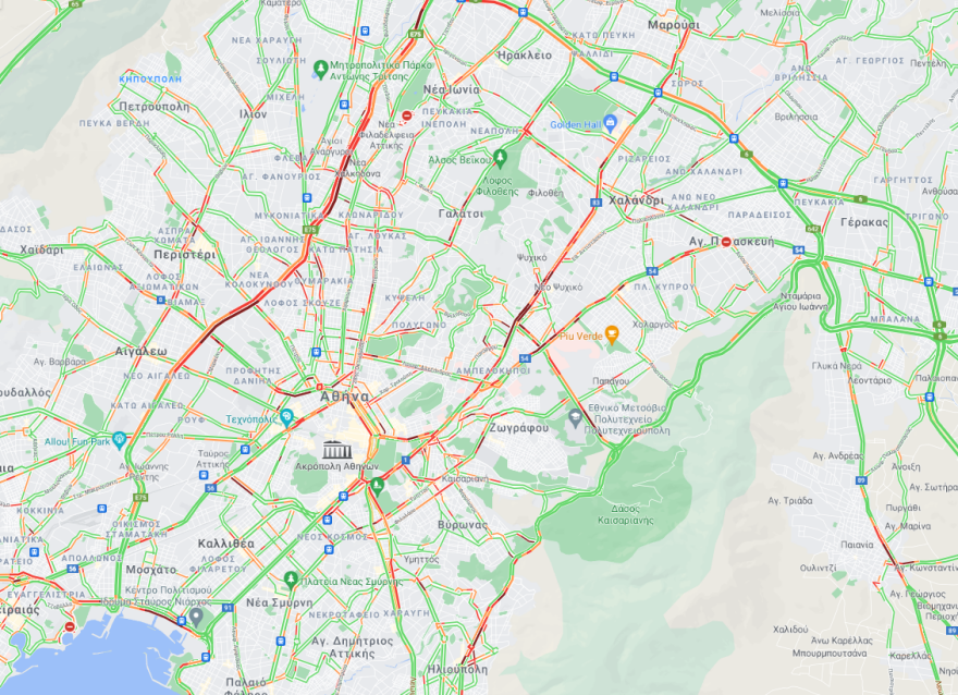 Κίνηση στους δρόμους: Μποτιλιάρισμα τώρα και στα δύο ρεύματα της Κηφισίας - Live εικόνα