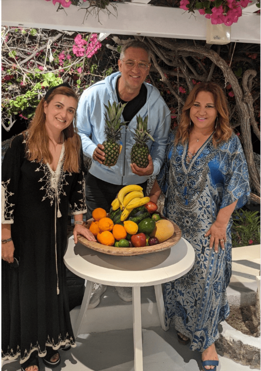 Μύκονος: Πάρτι για τα 10 χρόνια γάμου της Δέσποινας Μοιραράκη - Δείτε φωτογραφίες