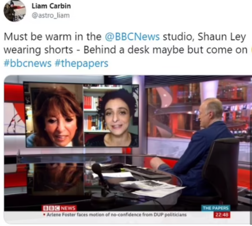 BBC: H κάμερα «αποκάλυψε» την... παράξενη περιβολή του παρουσιαστή κάτω από το γραφείο