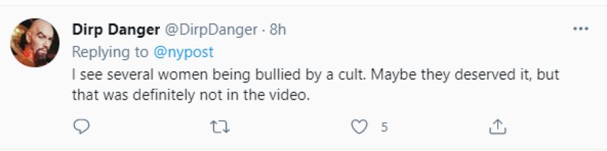 ΗΠΑ: Τις γιουχάισαν σε στιλ... «Game of Thrones» επειδή επέκριναν ζευγάρι γυναικών που φιλιόταν - Δείτε βίντεο