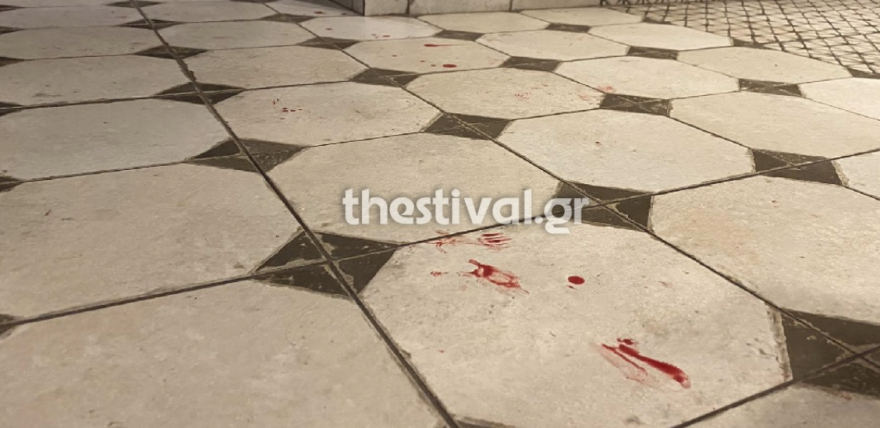 Θεσσαλονίκη: Δεκάδες οπαδοί με ρόπαλα επιτέθηκαν σε παρέα σε καφετέρια