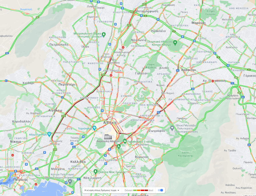 Κίνηση στους δρόμους: Μποτιλιάρισμα στην Αθηνών - Λαμίας, λόγω ακινητοποιημένου φορτηγού 