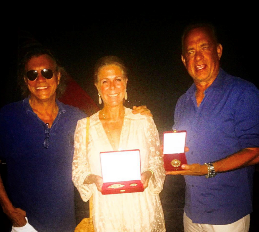 Ηλίας Ψινάκης: Ετοιμάζει βιβλίο με την πολυτάραχη ζωή του - «Παρελαύνουν» Μερκούρη, Βουγιουκλάκη, Τέιλορ και βασιλείς 