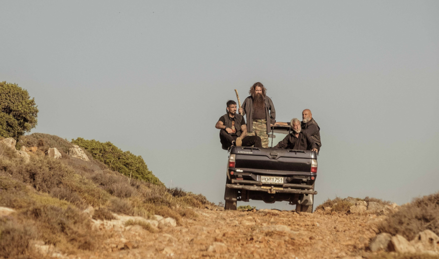 MEGA: «Κομάντα και Δράκοι»: Ξεκίνησαν τα γυρίσματα της νέας σειράς του Θοδωρή Παπαδουλάκη - Δείτε φωτογραφίες