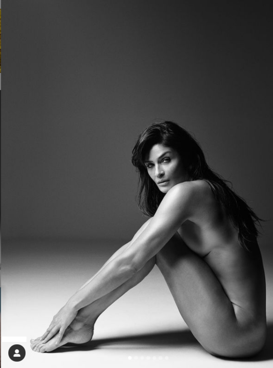 Έλενα Κρίστενσεν: Στα 52 της και σαν να μην πέρασε μια μέρα - Instagram φωτιά