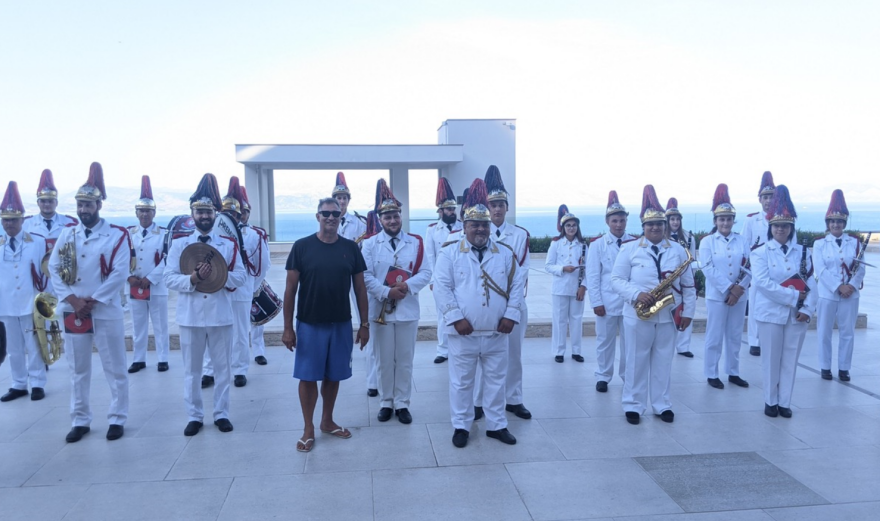 Εύη Αδάμ: Διακοπές στην Κέρκυρα με την πανέμορφη κόρη της Δανάη - Δείτε φωτογραφίες