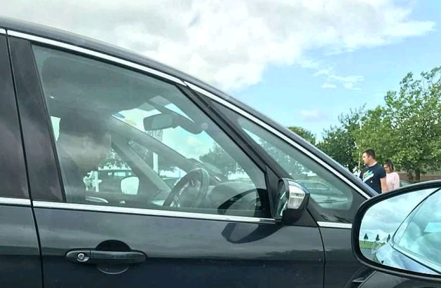 Βρετανία: Ο Χάνκοκ για πρώτη φορά σε δημόσια θέα μετά το σκάνδαλο με τη βοηθό του