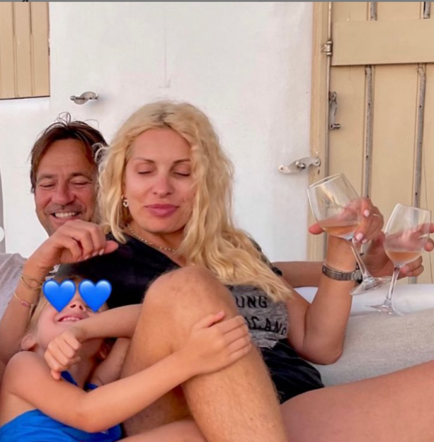 Ελένη Μενεγάκη: Η ανάρτηση για τη μικρή Μαρίνα - Το σχόλιο του γιου της