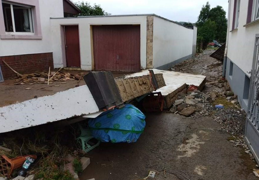 Κακοκαιρία: Οι Έλληνες της Γερμανίας μετρούν τις πληγές τους (Βίντεο)