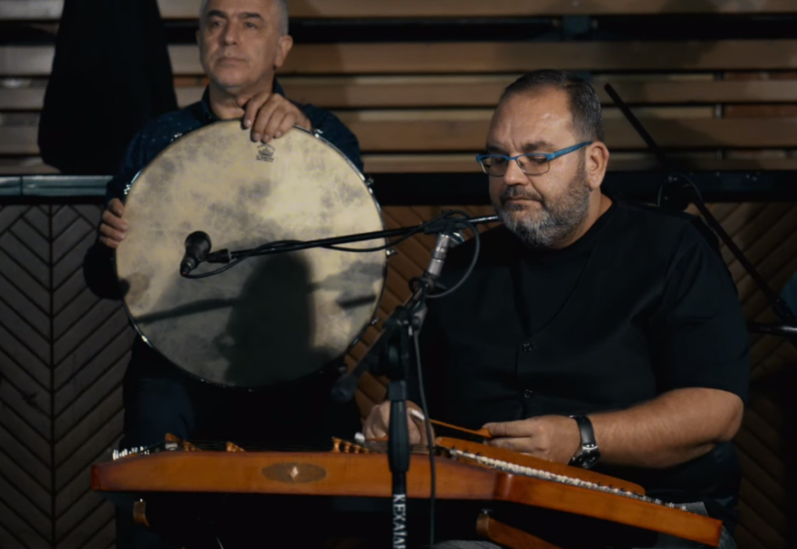 Αλκίνοος Ιωαννίδης - Ανάθεμα τον αίτιο: Η νέα του επιτυχία με την Εστουδιαντίνα Νέας Ιωνίας