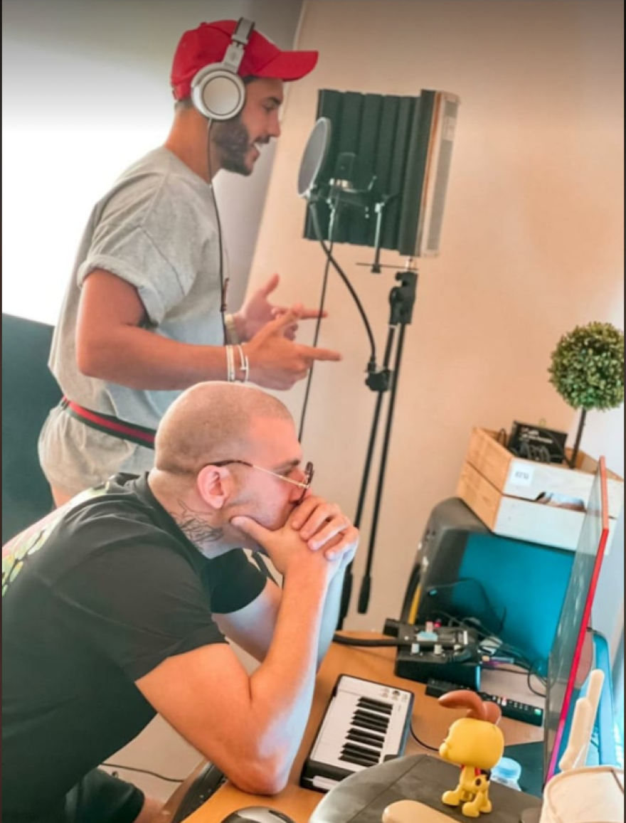 Γιώργος Ασημακόπουλος: Μετά το Survivor κυκλοφορεί το πρώτο του τραγούδι! - Φωτογραφίες από τα γυρίσματα του video clip