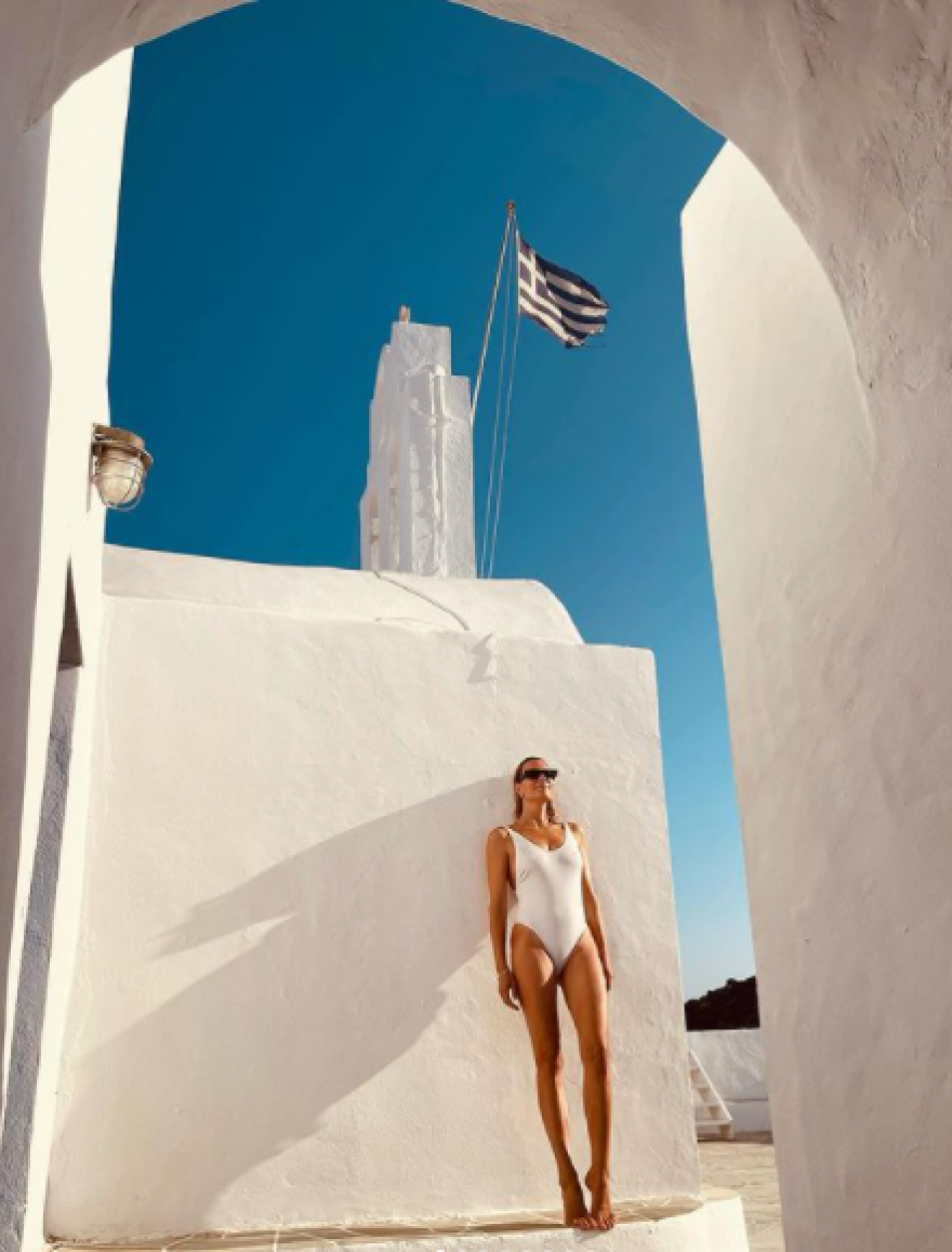 Βίκυ Καγιά: Το άλμπουμ των καλοκαιρινών της διακοπών