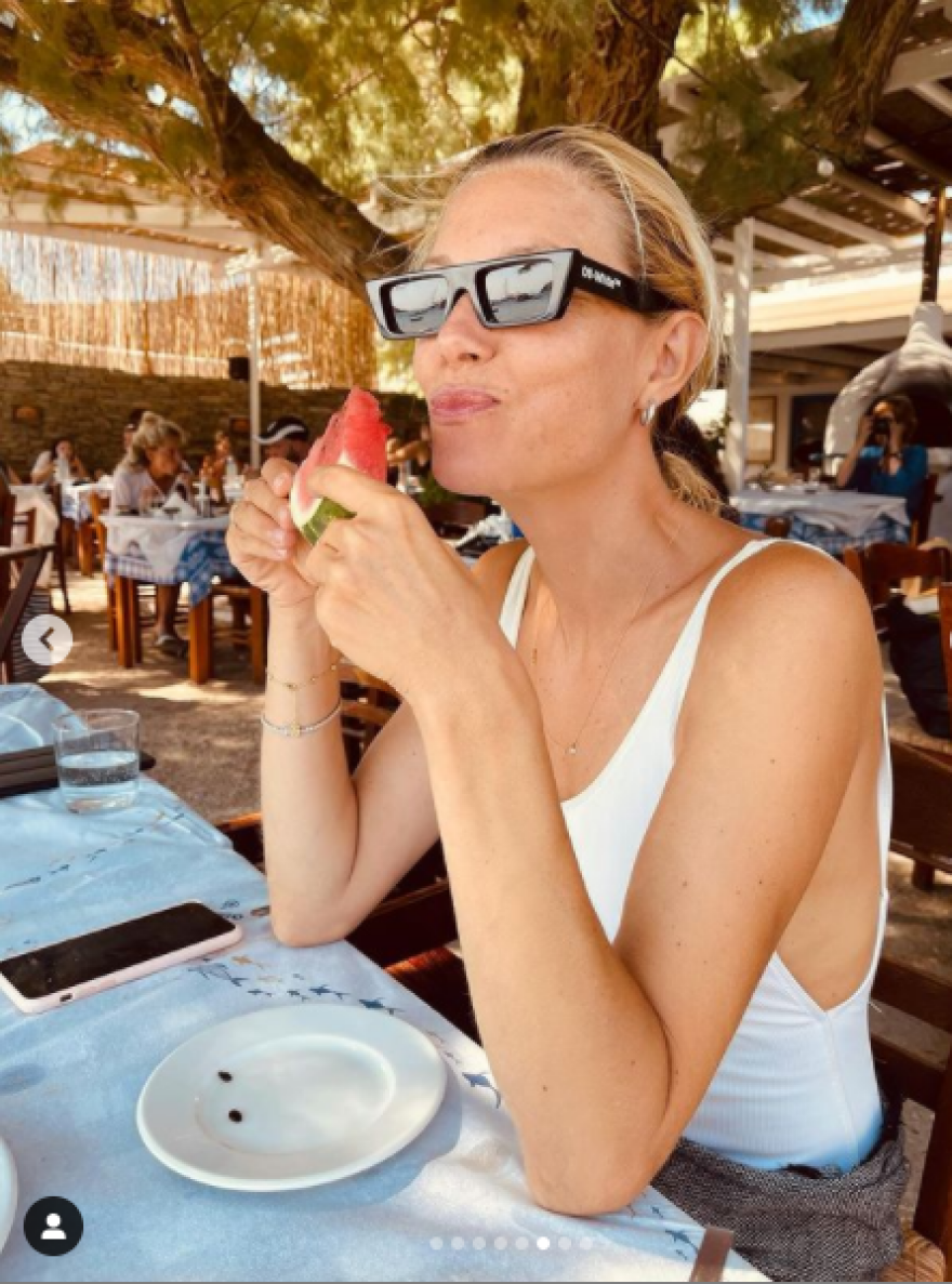 Βίκυ Καγιά: Το άλμπουμ των καλοκαιρινών της διακοπών