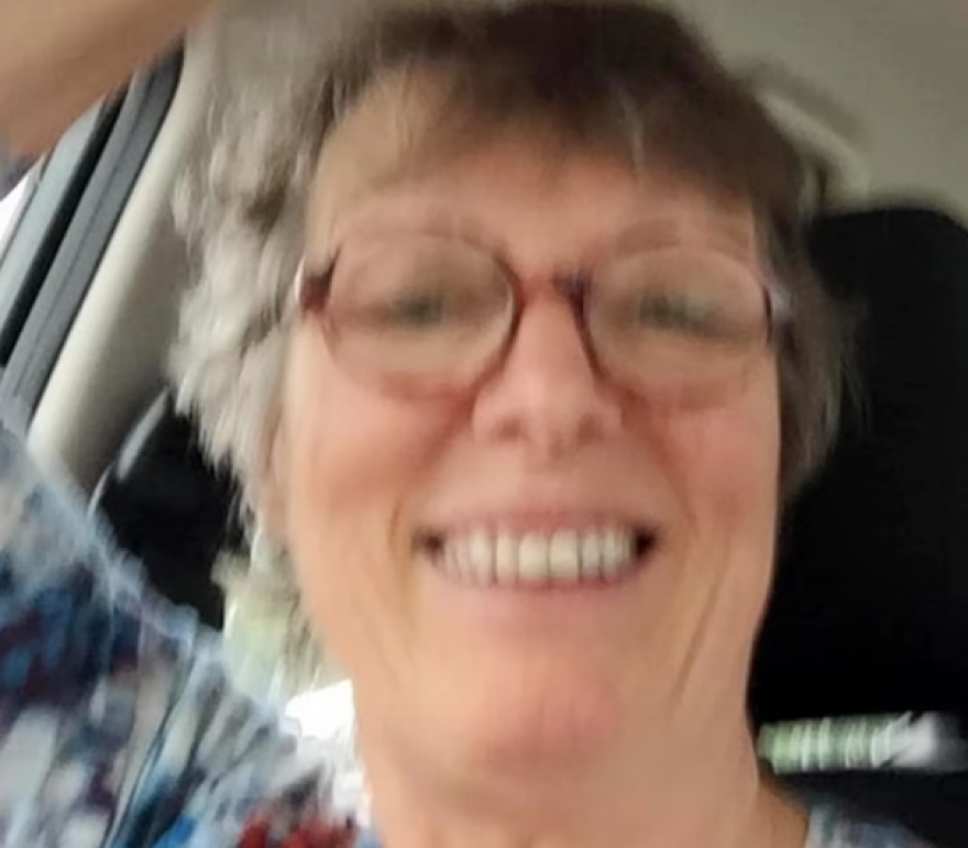 Πλίμουθ: Βίντεο δείχνει τον 23χρονο δολοφόνο να κυκλοφορεί στο δρόμο με το όπλο πριν σκοτώσει το 5ο του θύμα