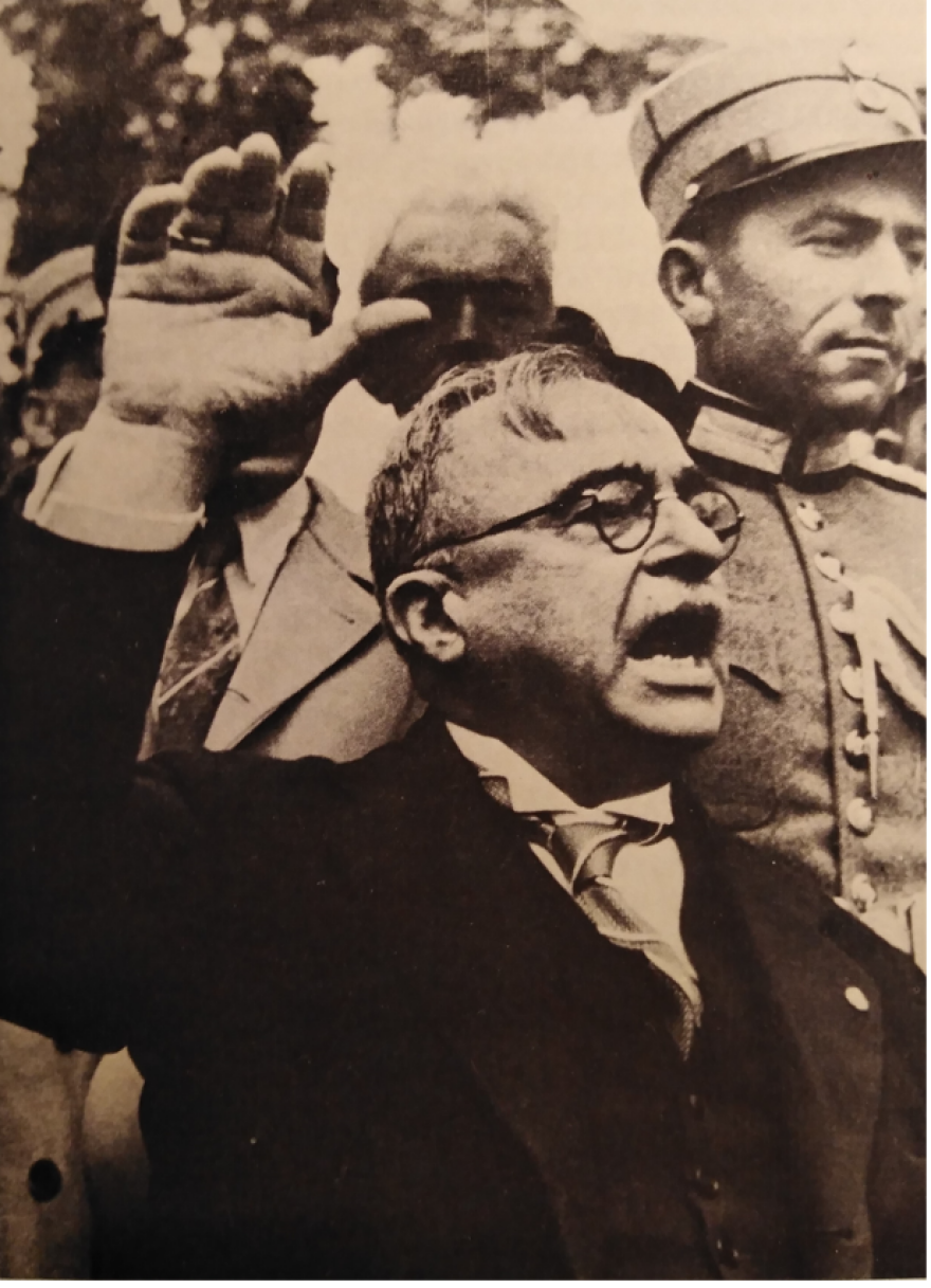 Όταν ο Μεταξάς έκαιγε βιβλία σε σκοταδιστικές τελετές