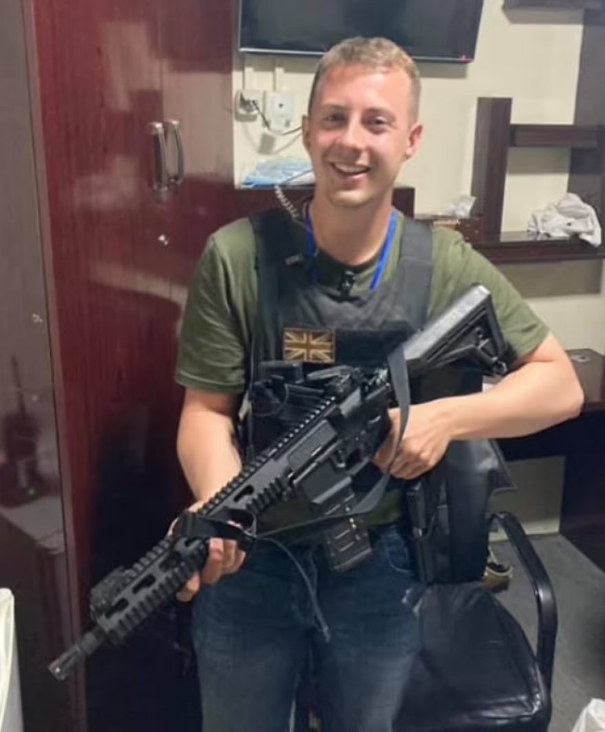 «Εκανα διακοπές στην Καμπούλ και παγιδεύτηκα με τους Ταλιμπάν»: Λέει αλήθεια ο Βρετανός φοιτητής;  