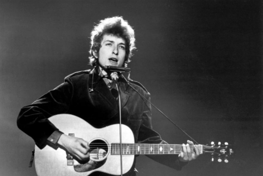 Μπομπ Ντίλαν: Κατηγορείται για σεξουαλική κακοποίηση ενός 12χρονου κοριτσιού το 1965