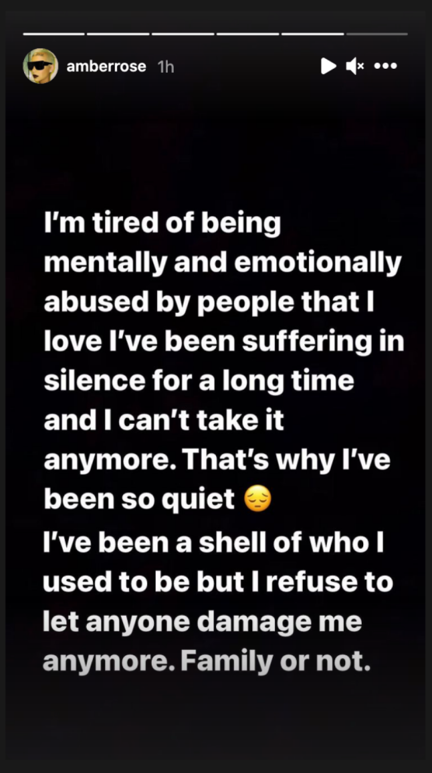 Σερ: Eρωτευμένη η τραγουδίστρια - Ποιος είναι ο 36χρονος σύντροφός της