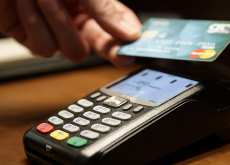 Εξόφληση φόρου εισοδήματος: Μέχρι και 12 άτοκες δόσεις δίνουν οι τράπεζες