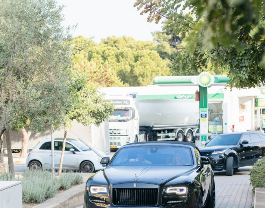 Ανδρέας Παναγιώτου - Αλεξάνδρα Λοΐζου: Βάπτιση χλιδής για τον μεγιστάνα του real estate και την πανέμορφη σύζυγό του