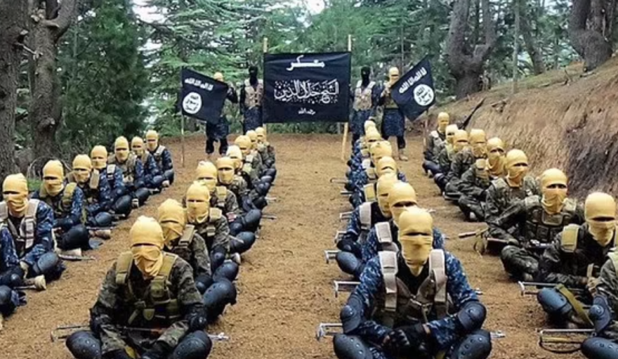 ISIS-K: Ποιοι είναι οι τρομοκράτες που διαπράττουν φρικαλεότητες και θεωρούν τους Ταλιμπάν... φιλελεύθερους;
