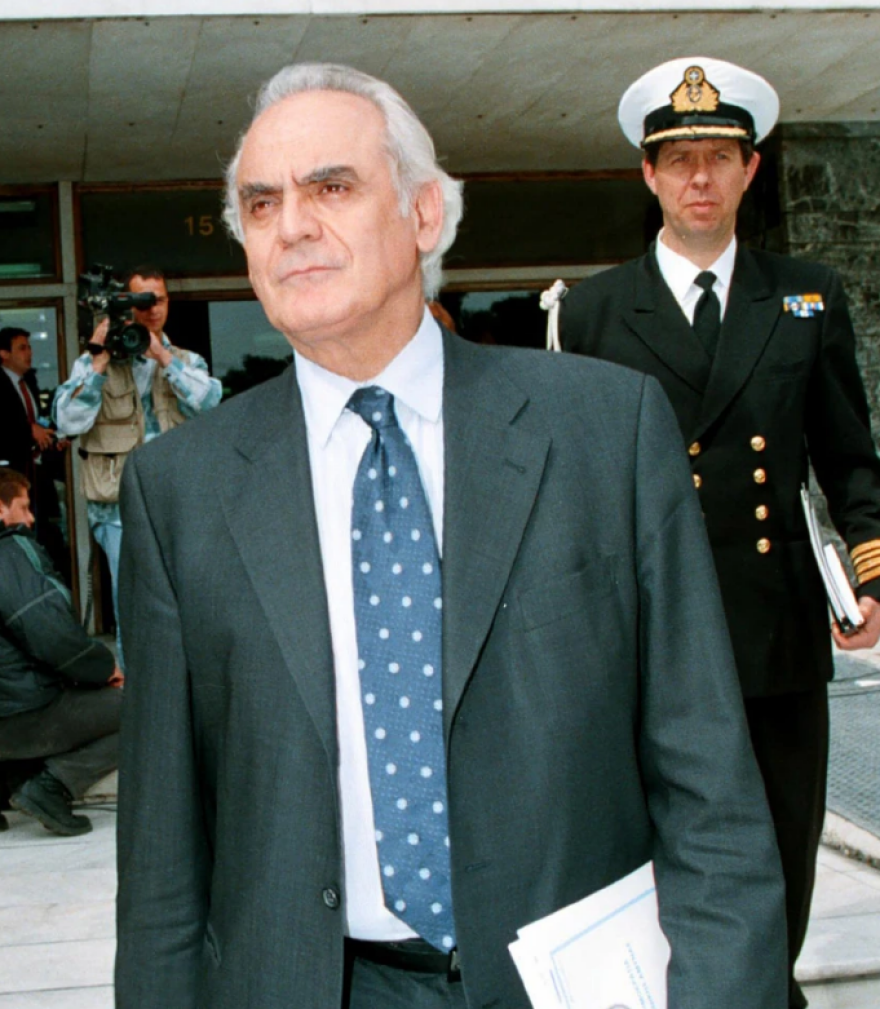 Άκης Τσοχατζόπουλος - Βίκυ Σταμάτη: Ο μυθικός γάμος στο Παρίσι, η glam ζωή και η σκληρή αποκαθήλωση