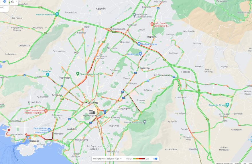 Κίνηση στους δρόμους: Πού έχει μποτιλιάρισμα τώρα  - Καθυστερήσεις στην Αττική Οδό  