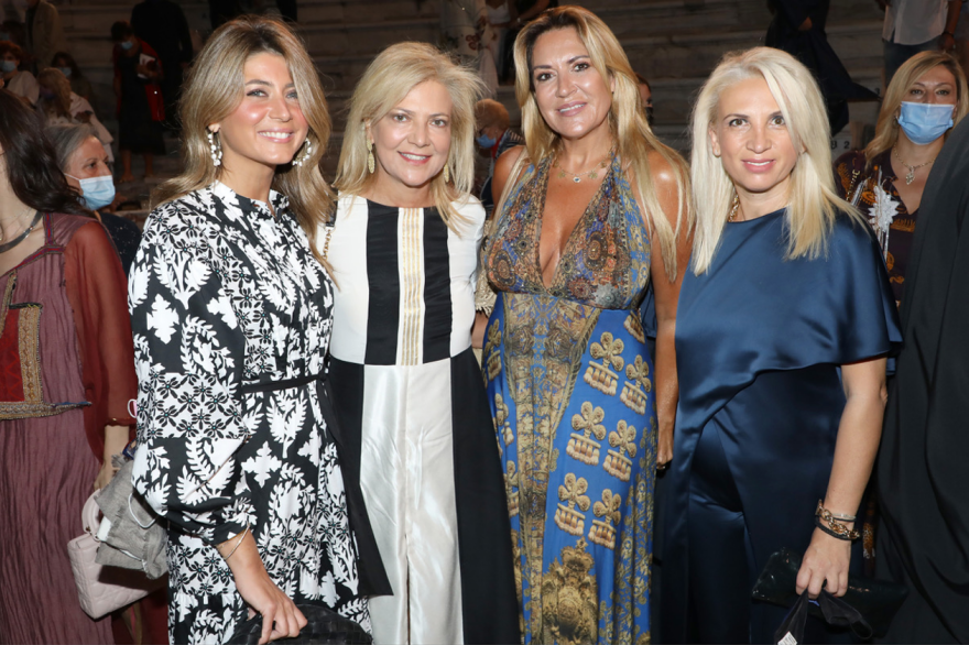 Μαγική βραδιά στο Ηρώδειο με την Μαρινέλλα και τον Μάριο Φραγκούλη - Οι λαμπερές παρουσίες σε φωτογραφίες