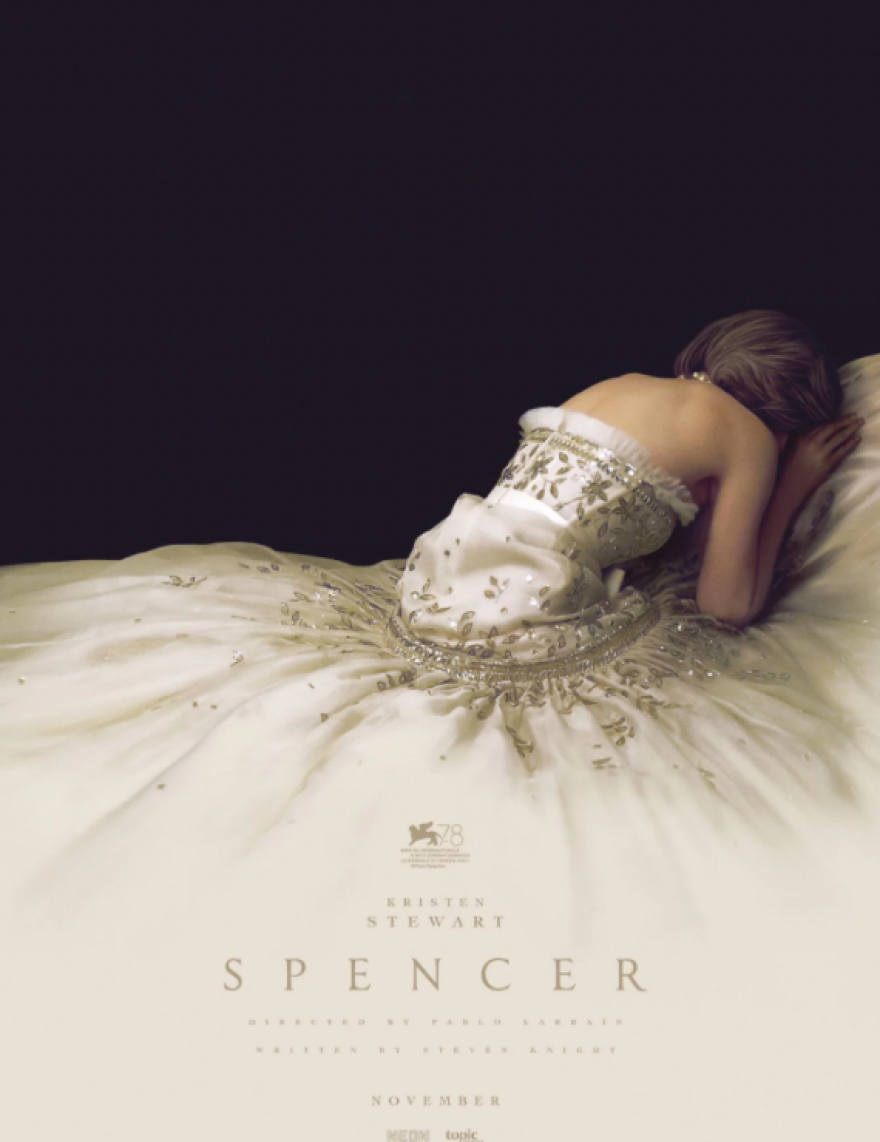 «Σπένσερ»: Μυστικά πίσω από το φόρεμα της Κρίστεν Στιούαρτ στην αφίσα της ταινίας