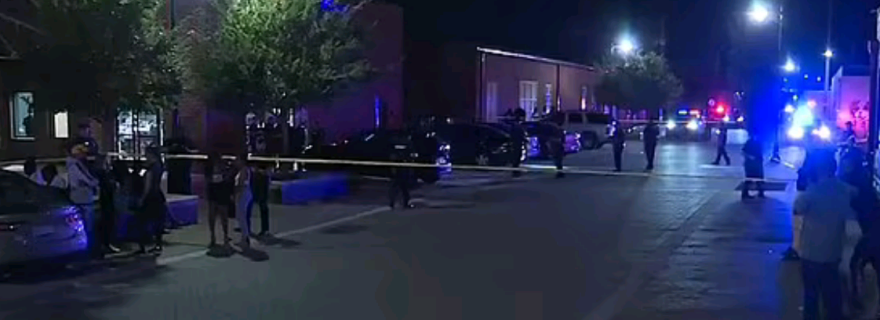 Πυροβολισμοί σε νυχτερινό κέντρο στο Κάνσας - Ένας νεκρός και πέντε τραυματίες 