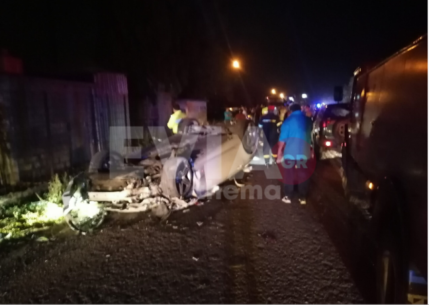 Εύβοια: Θρήνος για τους δύο νεαρούς που χάθηκαν σε τροχαίο - Στο νοσοκομείο ο οδηγός του ΙΧ που τους παρέσυρε