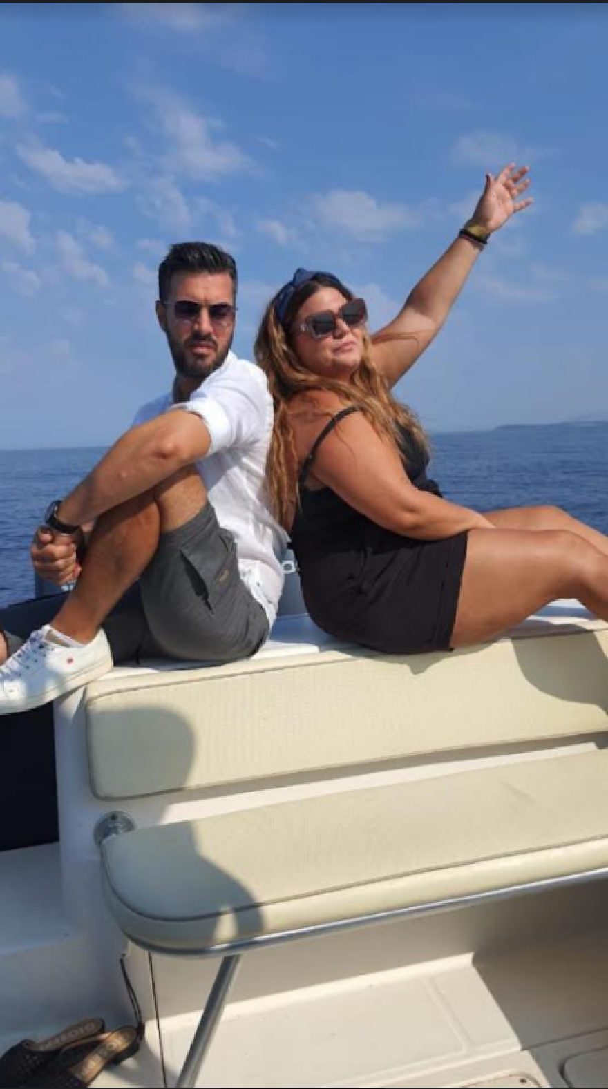 «Fishy»: Ο Γιάννης Τσιμιτσέλης πάει Σύβοτα με την Δανάη Μπάρκα