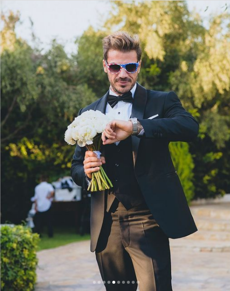 Άκης Πετρετζίκης - Κωνσταντίνα Παπαμιχάηλ: Το άλμπουμ του γάμου τους - «Δεν πίστευα ποτέ πως θα νιώσω τόση ευτυχία» λέει ο σεφ