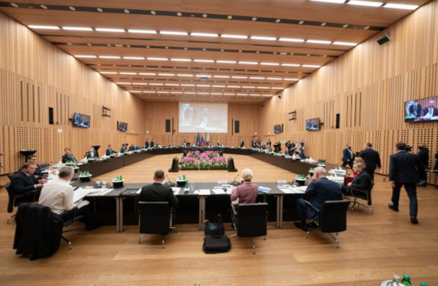 ΕΕ: Δείπνο των 27 για τις γεωπολιτικές εξελίξεις, την ενέργεια και την επιρροή τους απέναντι σε ΗΠΑ και Κίνα