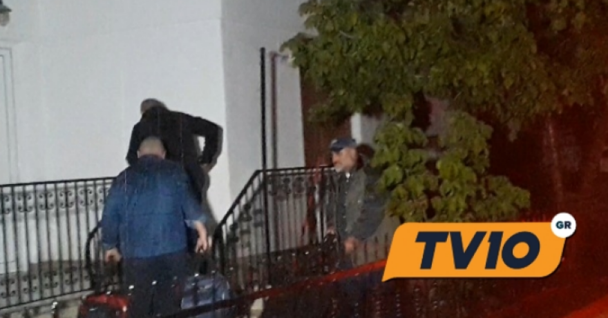 Στο πατρικό του σπίτι στα Τρίκαλα έφτασε ο Νίκος Παλαιοκώστας - Βίντεο και φωτογραφίες 