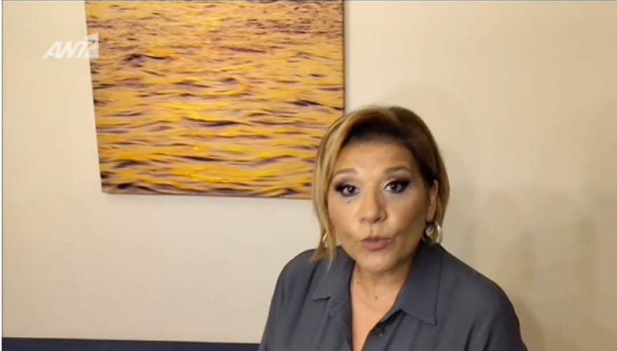 Γιώτα Νέγκα: Αδυνατισμένη με ξανθό και καρέ μαλλί - Δείτε φωτογραφίες