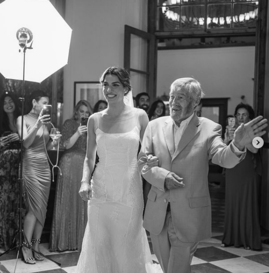 Γάμος Σωτηροπούλου - Μαραβέγια: Το πάρτι, τα ονόματα στο παπούτσι και ο χορός με Σαμαρά και Μοθωναίο